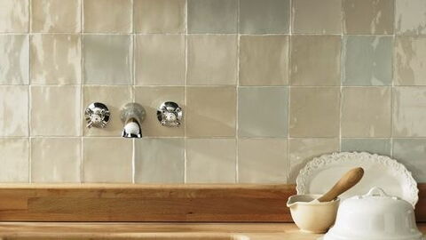 Ambiente Antic craquele 13x13_schnitt