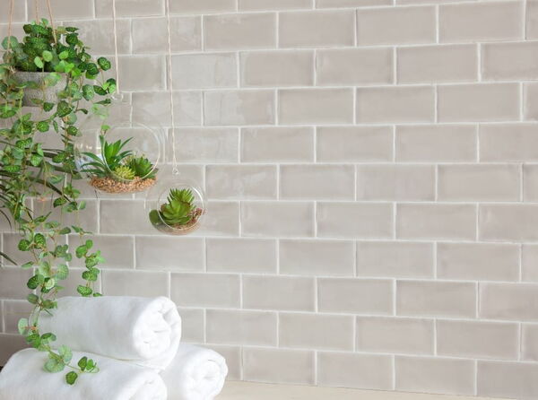 Casa:1 Wandfliesen AMADIS Seville 6,5x13 cm Verlegebeispiel mit beigefarbenen Fliesen